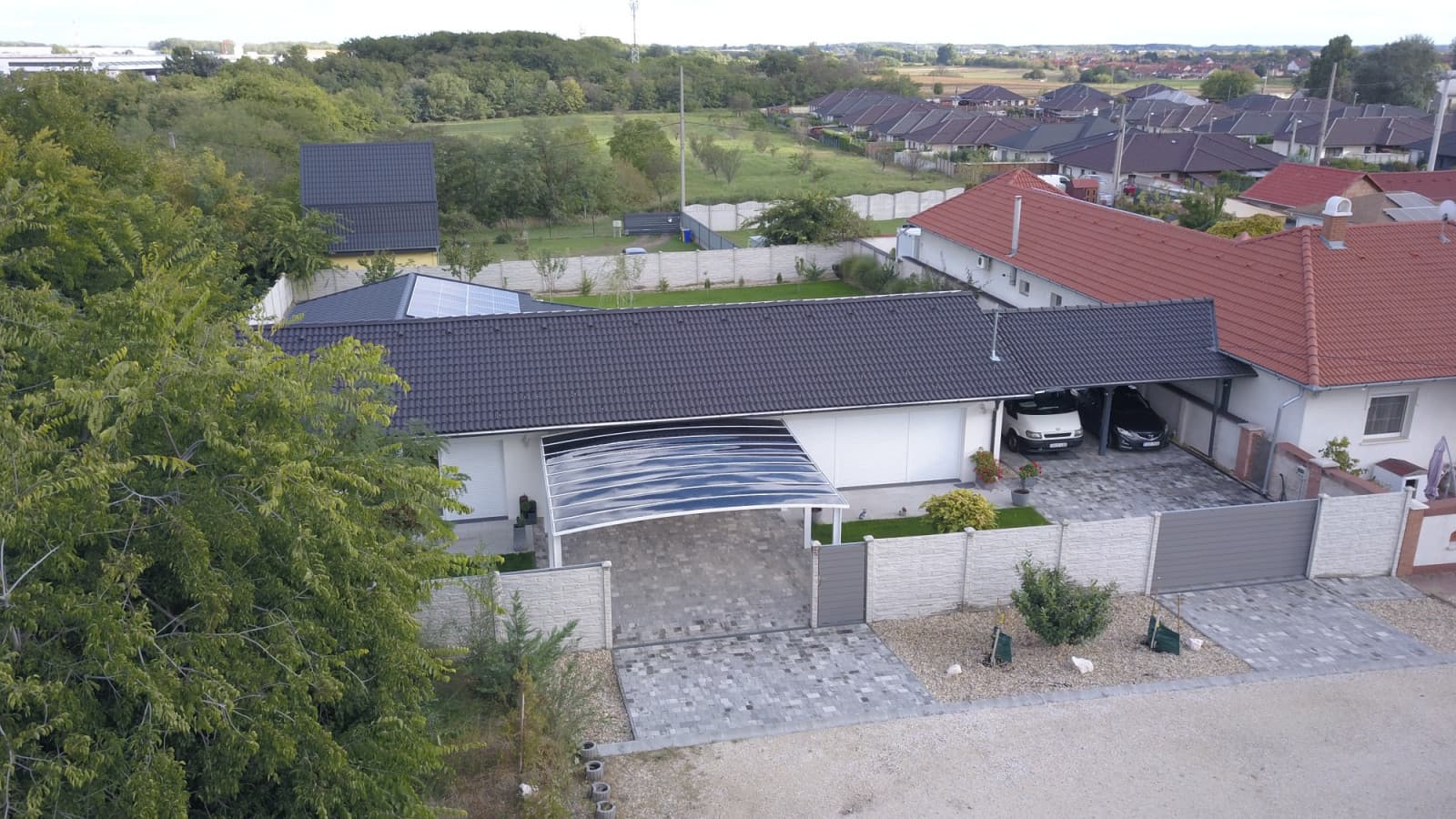 Dupla kocsibeálló · 6 × 5,5 m – eredeti fotó 6