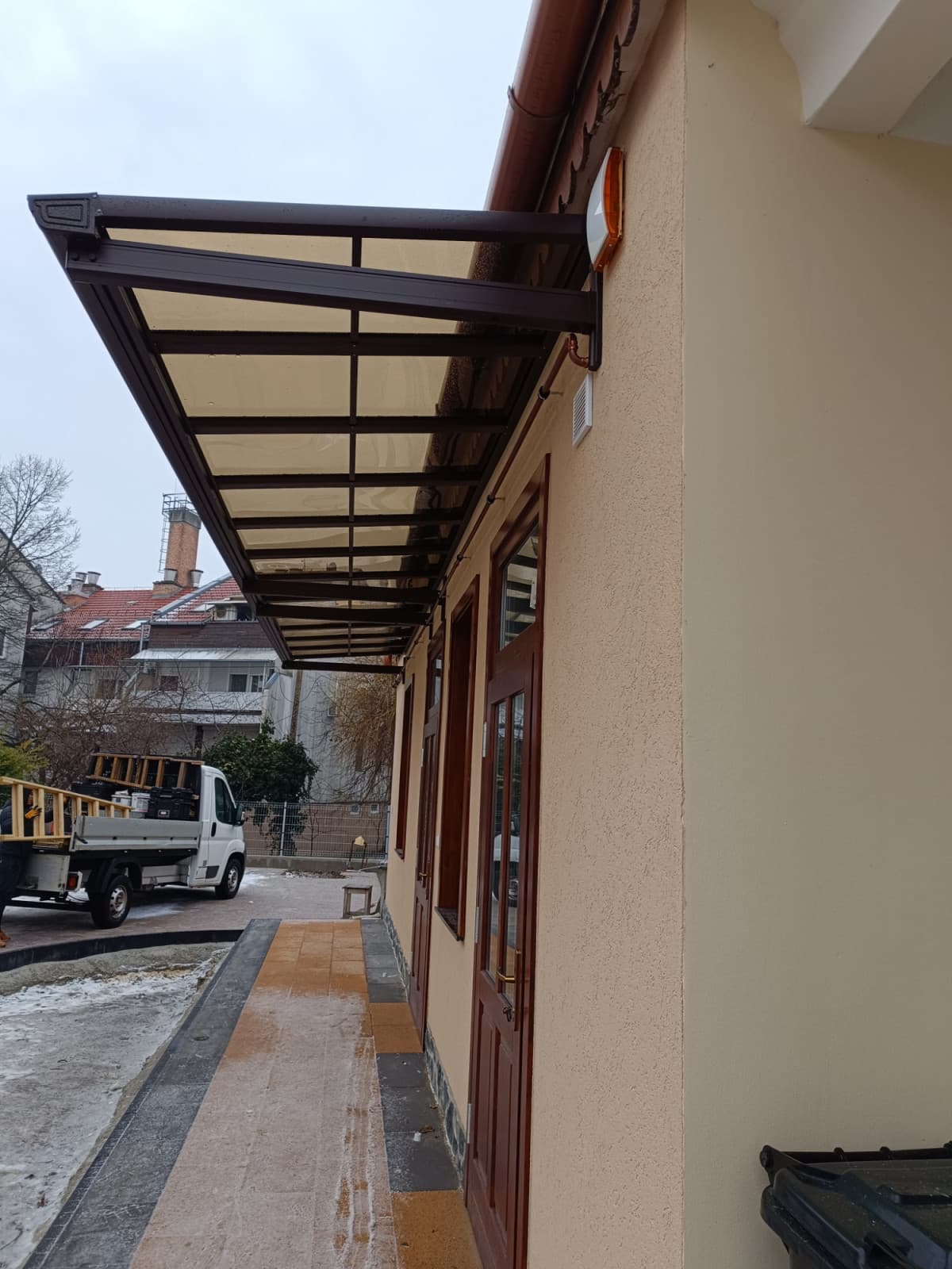 Autóbeálló referenciák 4 – eredeti fotó 2